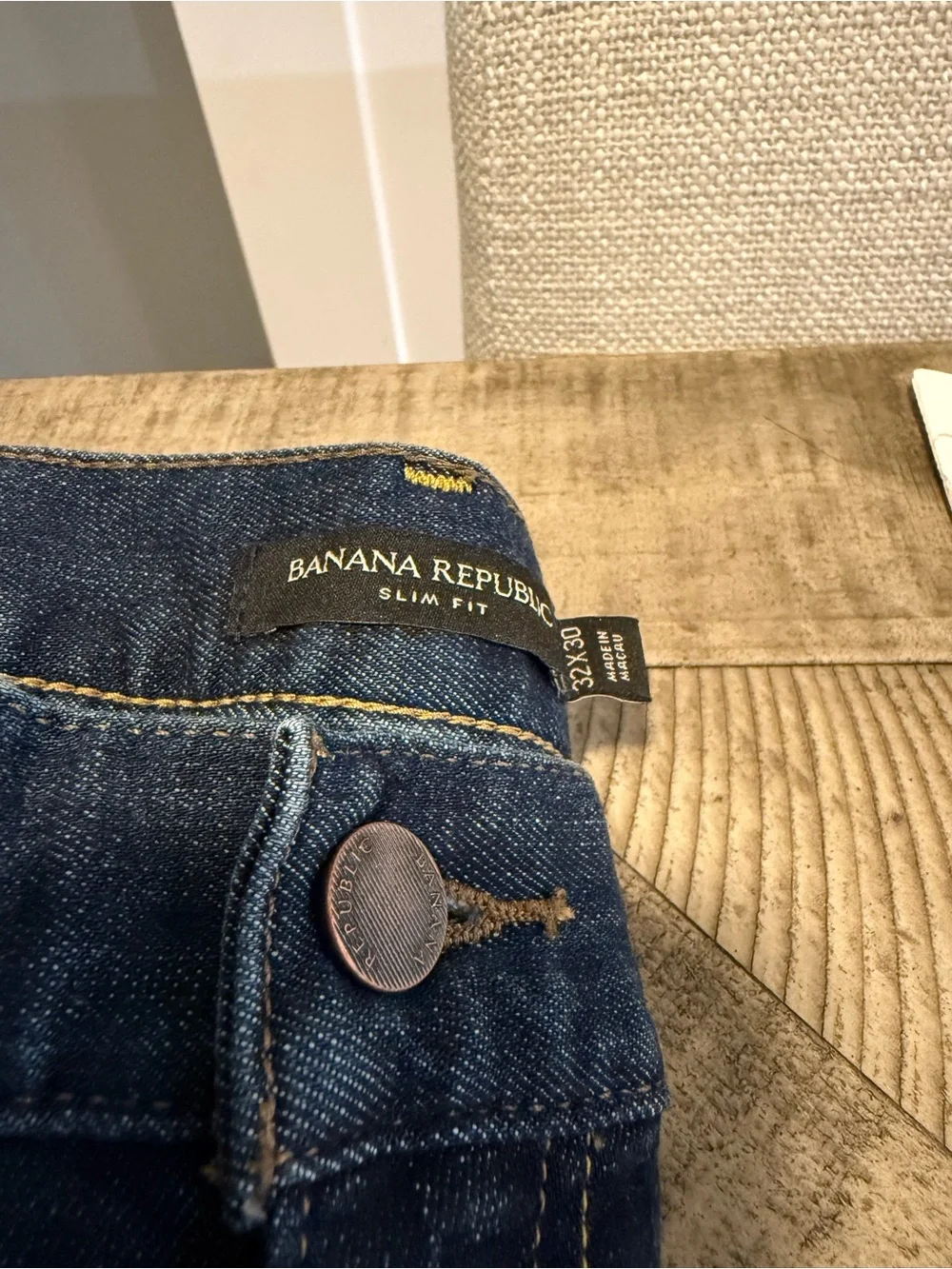Banana Republic NWT Dark Blue Men's Straight-Leg Jeans